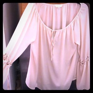 Flowy top w/ ties on sleeves